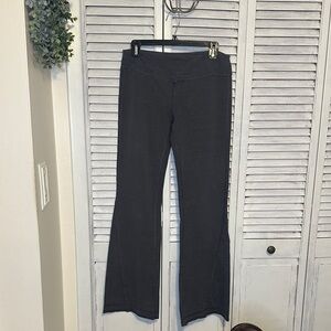 Prana charcoal Performance flare legging stretch pants with Subtle Logo M